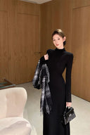Vogsion Sculpted Elegance Ribbed Knit Maxi Dress