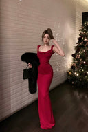 Vogsion Scarlet Bow-Back Evening Gown | Elegant Open-Back Red Dress for Christmas & Holiday Parties