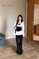 Full-length Odette petite two-piece cotton-blend set in Noir Mist and Ivory Cloud; model 158 cm, 40 kg, wearing XS